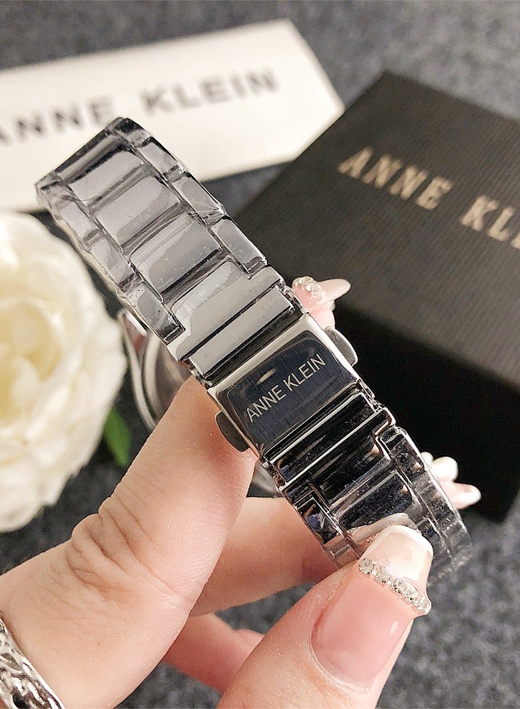 آن كلاين ساعة آن كلاين تونيو كوارتز فضية أنيقة للنساء مع حزام فضي من الفولاذ المقاوم للصدأ - Image 4